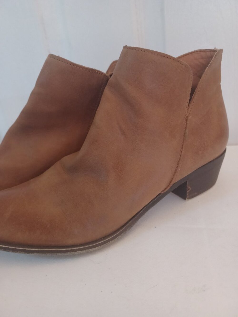 Lucky Brand Chestnut Leather Cutout Ankle Booties